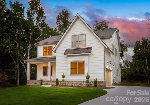 3rd image of 2315 Chateau Ct, Matthews, NC 28105 | MLS# 4407259