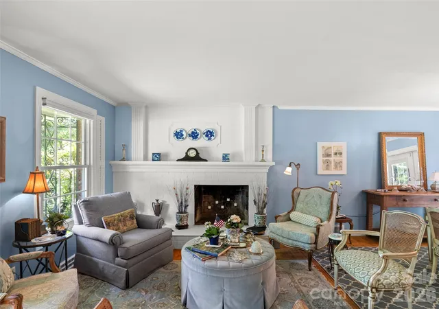 4th image of 20 S Oak Forest Dr, Asheville, NC 28803 | MLS# 4407262