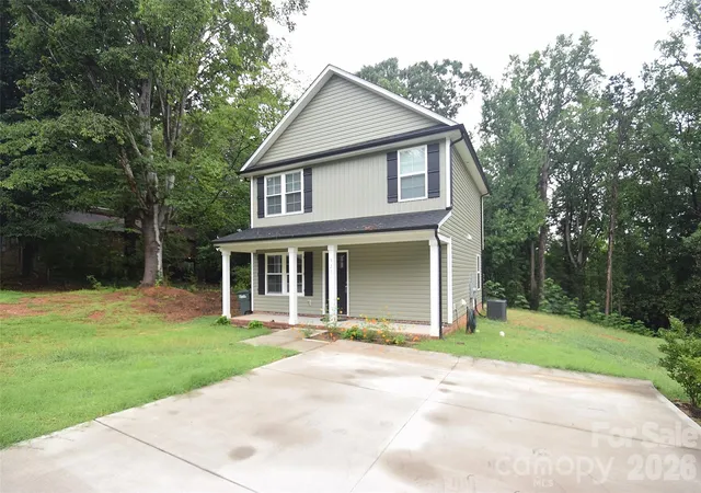 Photo 2 of Single family home for sale at 921 Pineridge St Se, Concord, NC 28025 | MLS# 4407279 | Listing updated on 2026-10-06
