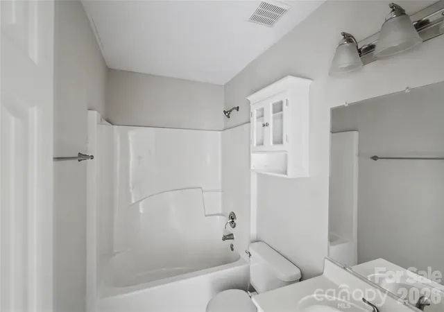 Photo 2 of Single family home for sale at 1828 Sugar Holw Dr, Charlotte, NC 28214 | MLS# 4407302 | Listing updated on 2026-08-30