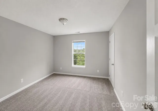 Photo 22 of Single family home for sale at 1828 Sugar Holw Dr, Charlotte, NC 28214 | MLS# 4407302 | Listing updated on 2026-08-30