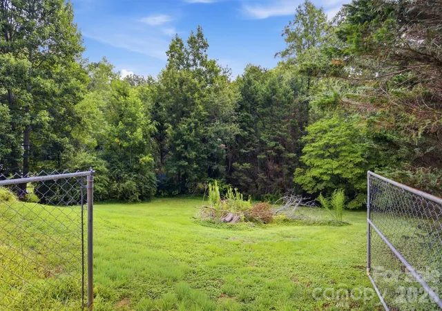 30th image of 1082 Maple St, Granite Falls, NC 28630 | MLS# 4407308