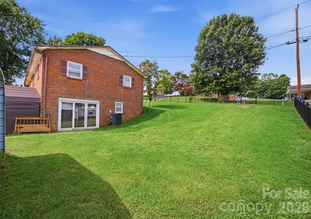 3rd image of 1082 Maple St, Granite Falls, NC 28630 | MLS# 4407308