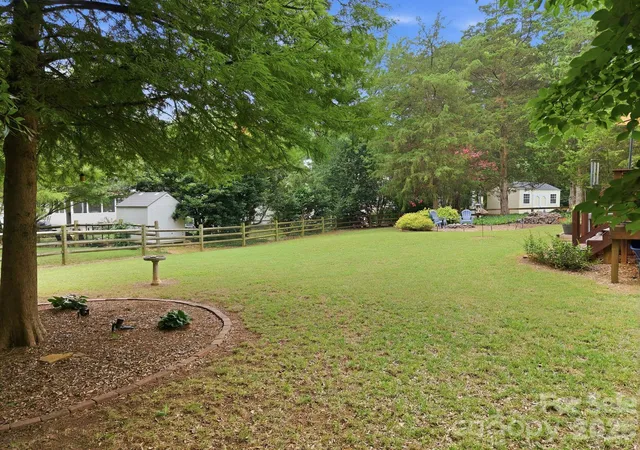 4th image of 10310 Sawtimber Ct, Huntersville, NC 28078 | MLS# 4407311