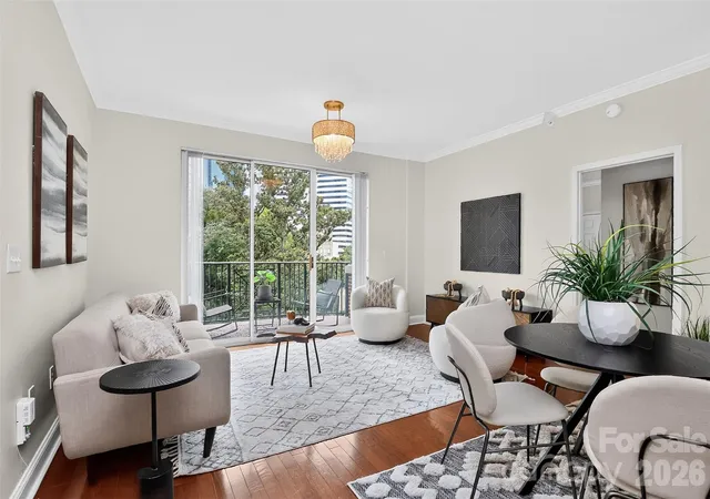 3rd image of 300 W 5Th St #709, Charlotte, NC 28202 | MLS# 4407313