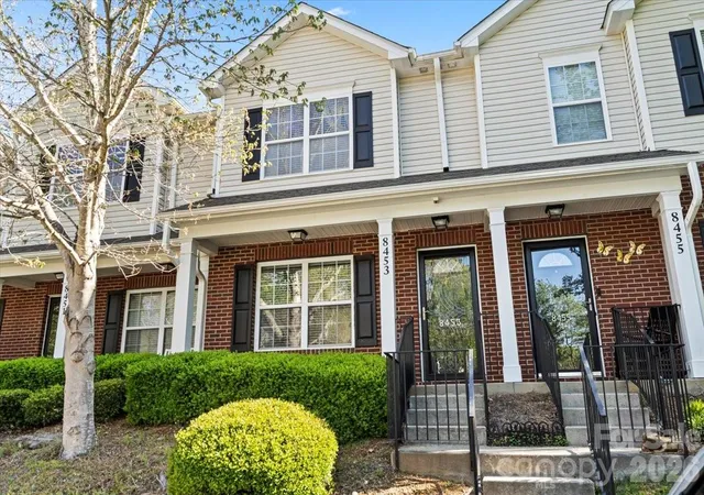 1st image of 8453 Big Creek Ct, Matthews, NC 28105 | MLS# 4407315