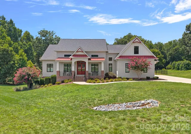 2nd image of 2889 Mount Pleasant Rd, Sherrills Ford, NC 28673 | MLS# 4407318