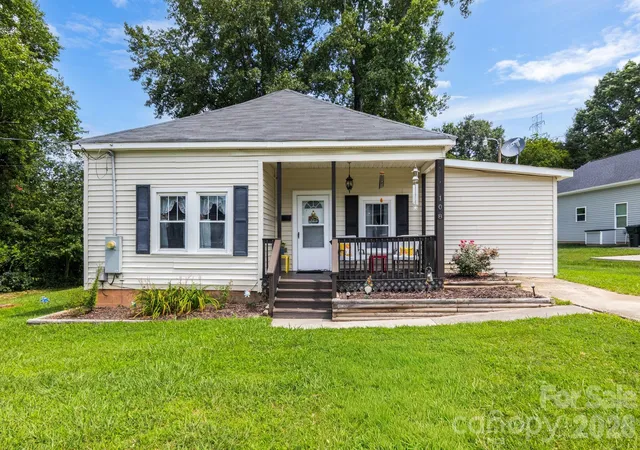 Photo 1 of Single family home for sale at 108 Richland St, Clover, SC 29710 | MLS# 4407327 | Listing updated on 2026-08-16