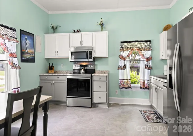 Photo 4 of Single family home for sale at 108 Richland St, Clover, SC 29710 | MLS# 4407327 | Listing updated on 2026-09-21