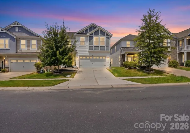 Photo 2 of Single family home for sale at 14011 Ridgewater Way, Charlotte, NC 28278 | MLS# 4407333 | Listing updated on 2026-08-12