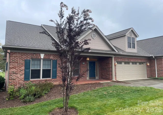 1st image of 513 26th Ave Ne, Hickory, NC 28601 | MLS# 4407349