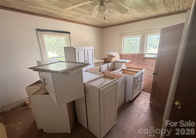 Photo 3 of Sale Pending at 405 Park Ave #1, Morganton, NC 28655 | MLS# 4407405 | Listing updated on 2026-08-28