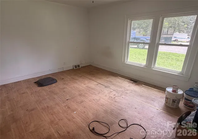 Photo 3 of Sale Pending at 405 Park Ave #1, Morganton, NC 28655 | MLS# 4407405 | Listing updated on 2026-08-28