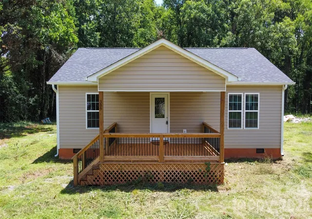 Single family home for sale at 389 Michaels Rd, Mocksville, NC 27028 | MLS# 4407407