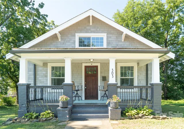 2nd image of 303 Bouchelle St, Morganton, NC 28655 | MLS# 4407416