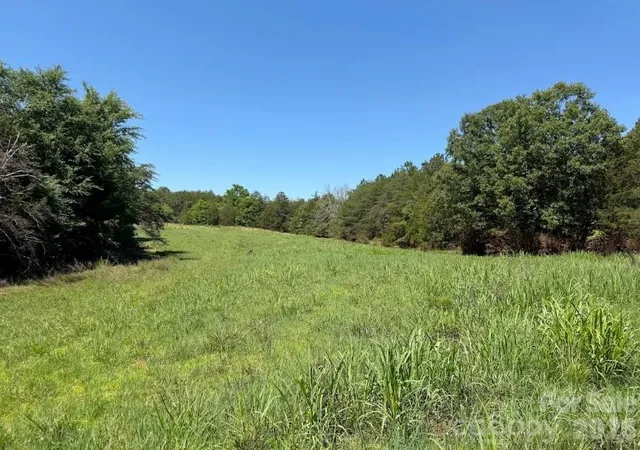 Photo 3 of Sale Pending at 4531 Wilkinsville Hwy, Gaffney, SC 29340 | MLS# 4407429 | Listing updated on 2026-09-07