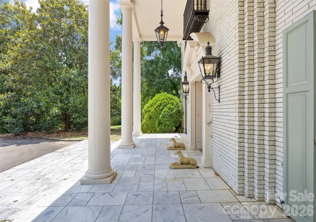 Photo 2 of Mansion for sale at 832 Wren Rd, Gastonia, NC 28056 | MLS# 4407460 | Listing updated on 2026-10-06