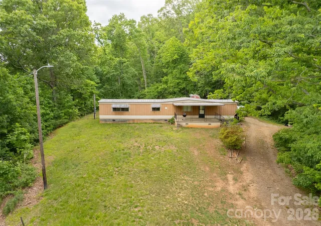 Photo 1 of Single family home for sale at 30 Gertrude Ln, Candler, NC 28715 | MLS# 4407471 | Listing updated on 2026-10-01
