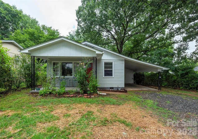 Photo 1 of Single family home for sale at 732 Fairview Rd, Asheville, NC 28803 | MLS# 4407474 | Listing updated on 2026-08-17