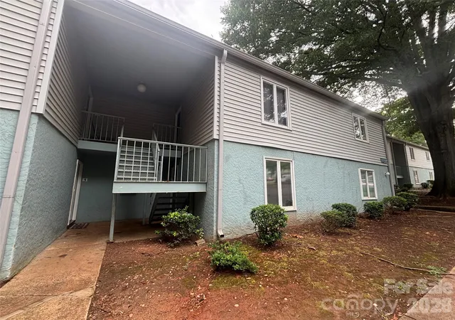 Photo 9 of Condo for sale at 1920 Countrymens Ct #2, Charlotte, NC 28210 | MLS# 4407483 | Listing updated on 2026-07-25