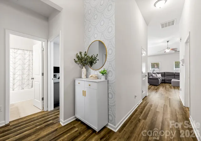 Photo 2 of Single family home for sale at 10014 Goose Landing Dr, Charlotte, NC 28269 | MLS# 4407510 | Listing updated on 2026-10-02