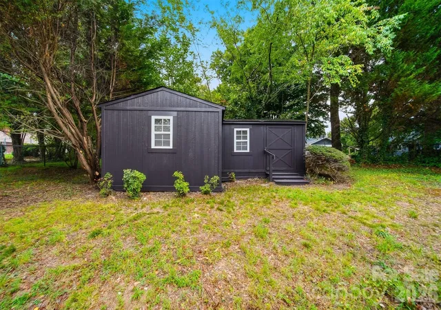 38th image of 1756 12th Street Dr Nw, Hickory, NC 28601 | MLS# 4407511