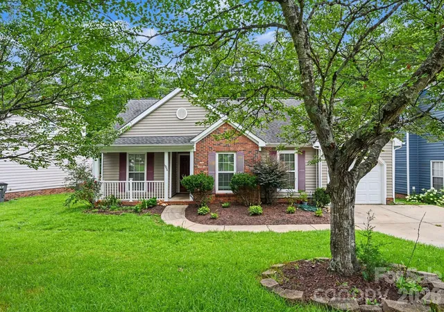 Photo 1 of Single family home for sale at 1906 Stonewyck Ave, Kannapolis, NC 28081 | MLS# 4407521 | Listing updated on 2026-09-12