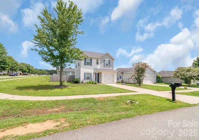 Photo 3 of Sale Pending at 107 Olivia Ln, Lincolnton, NC 28092 | MLS# 4407526 | Listing updated on 2026-09-02