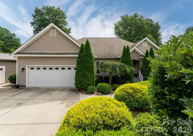 4th image of 125 Craggy St, Black Mountain, NC 28711 | MLS# 4407539