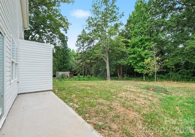 26th image of 208 W Todd Ln #A & B, Charlotte, NC 28208 | MLS# 4407548