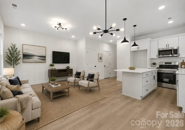 3rd image of 208 W Todd Ln #A & B, Charlotte, NC 28208 | MLS# 4407548