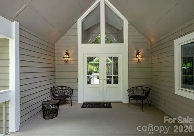 2nd image of 128 Overlook Dr, Flat Rock, NC 28731 | MLS# 4407562