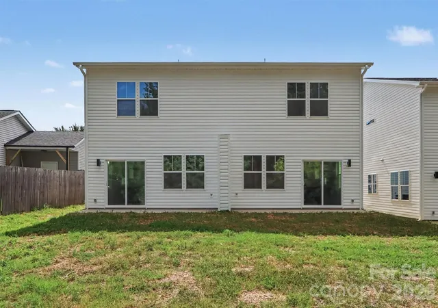 2nd image of 206 W Todd Ln, Charlotte, NC 28208