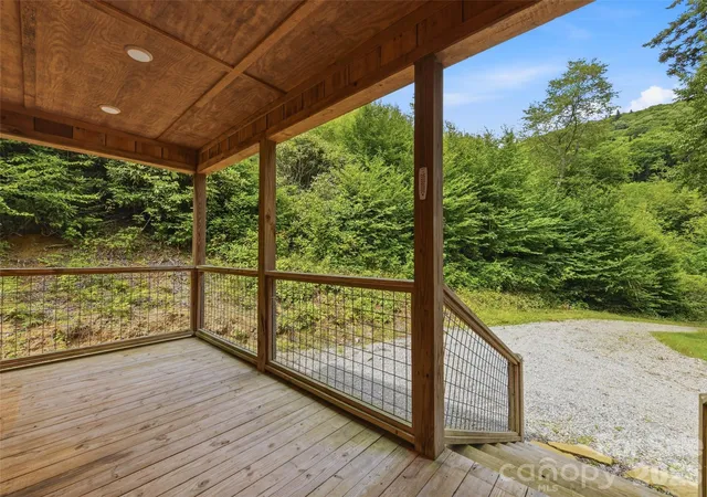 Photo 3 of Single family home for sale at 261 Yonah Dr, Maggie Valley, NC 28751 | MLS# 4407577 | Listing updated on 2026-07-25