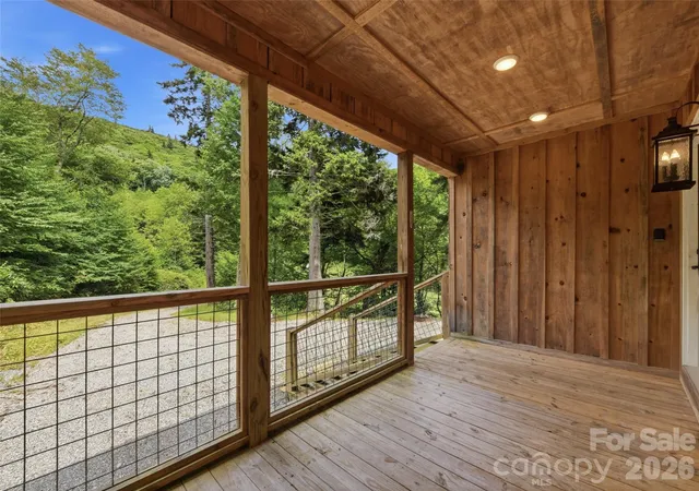 Photo 4 of Single family home for sale at 261 Yonah Dr, Maggie Valley, NC 28751 | MLS# 4407577 | Listing updated on 2026-07-25