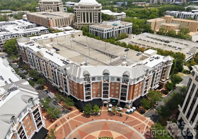 Photo 2 of Condo for sale at 4625 Piedmont Row Dr #401, Charlotte, NC 28210 | MLS# 4407585 | Listing updated on 2026-08-25