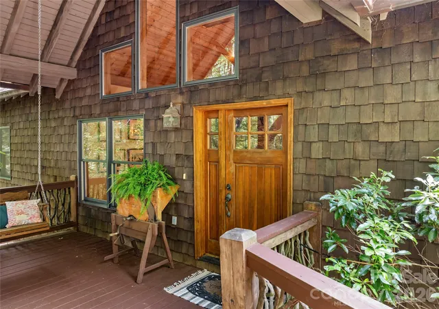 Photo 3 of Single family home for sale at 129 Nodatsi Ct, Brevard, NC 28712 | MLS# 4407587 | Listing updated on 2026-08-04