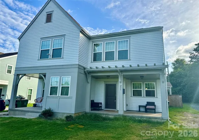 Photo 2 of Sale Pending at 231 Hoskins Ave Dr, Charlotte, NC 28208 | MLS# 4407605 | Listing updated on 2026-07-28