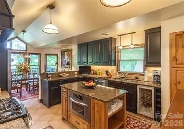 Photo 3 of Sale Pending at 91 Brandy Run Rd, Burnsville, NC 28714 | MLS# 4407629 | Listing updated on 2026-07-29