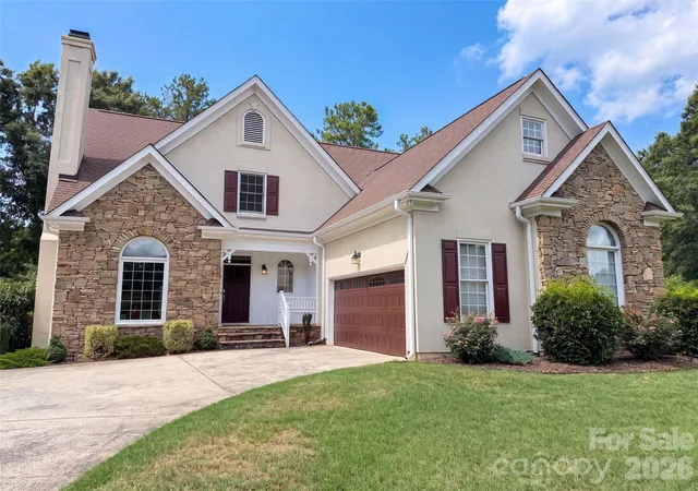 1st image of 18805 Boundary Oaks Ct, Davidson, NC 28036 | MLS# 4407632