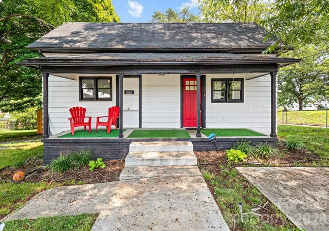 1st image of 1921 4th St Sw #83, Hickory, NC 28602 | MLS# 4407639