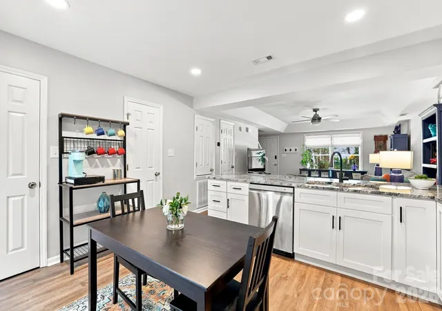 Photo 3 of Townhouse for sale at 112 Joshua Case Ct, Fort Mill, SC 29715 | MLS# 4407649 | Listing updated on 2026-08-16
