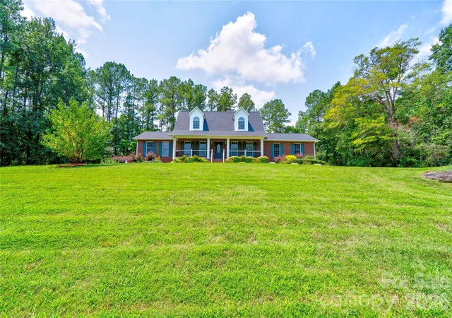2nd image of 189 Hazelhurst Ln, Mooresboro, NC 28114 | MLS# 4407658