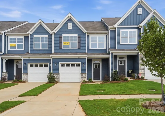 Townhouse for sale at 108 Pointer Trl, Troutman, NC 28166 | MLS# 4407688