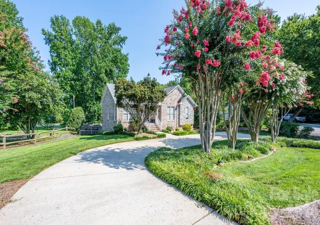 Photo 1 of Sale Pending at 4288 Harbor Ln, Sherrills Ford, NC 28673 | MLS# 4407695 | Listing updated on 2026-08-26
