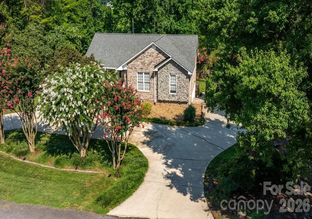 Photo 2 of Sale Pending at 4288 Harbor Ln, Sherrills Ford, NC 28673 | MLS# 4407695 | Listing updated on 2026-08-26