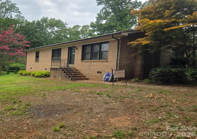 3rd image of 2734 Orchard St, Newton, NC 28658 | MLS# 4407712