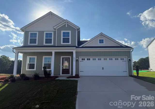 Photo 1 of Single family home for sale at 4013 Juno Dr, Charlotte, NC 28215 | MLS# 4407718 | Listing updated on 2026-09-28