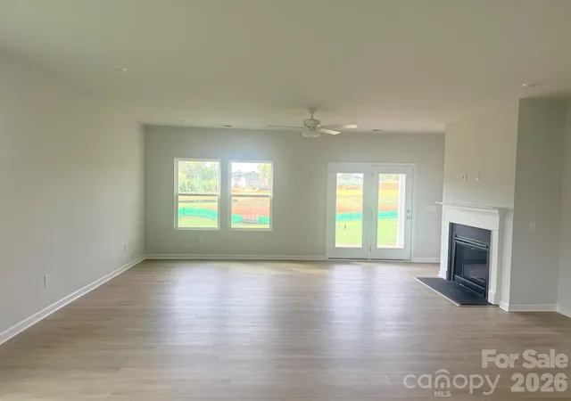 Photo 3 of Single family home for sale at 4013 Juno Dr, Charlotte, NC 28215 | MLS# 4407718 | Listing updated on 2026-09-28