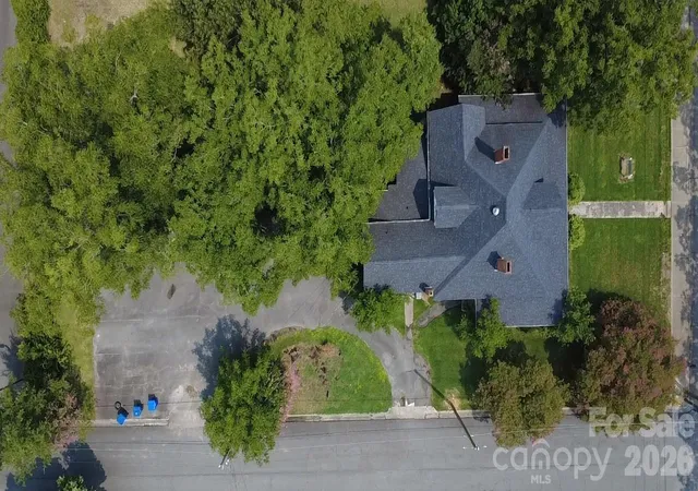 Photo 4 of Single family home for sale at 108 S Main St, Wingate, NC 28174 | MLS# 4407726 | Listing updated on 2026-08-04